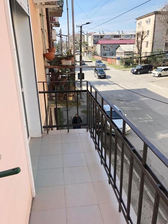 1 Квартира Люкс У Моря Sukhumi Exterior foto
